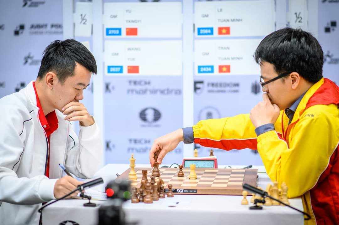 Ấn tượng khoảnh khắc Lê Quang Liêm đánh bại 'vua cờ' người Trung Quốc- Ảnh 2. Ấn tượng khoảnh khắc Lê Quang Liêm đánh bại 'vua cờ' người Trung Quốc- Ảnh 2.