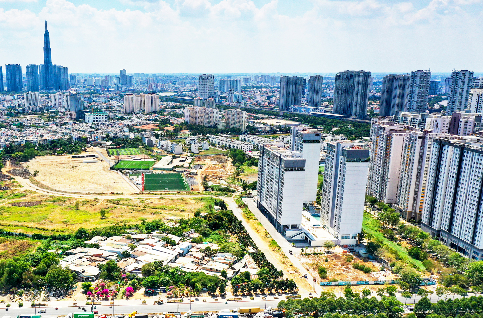 3 luật về nhà đất: gỡ ngay những trắc trở - Ảnh 1. 3 luật về nhà đất: gỡ ngay những trắc trở - Ảnh 2.