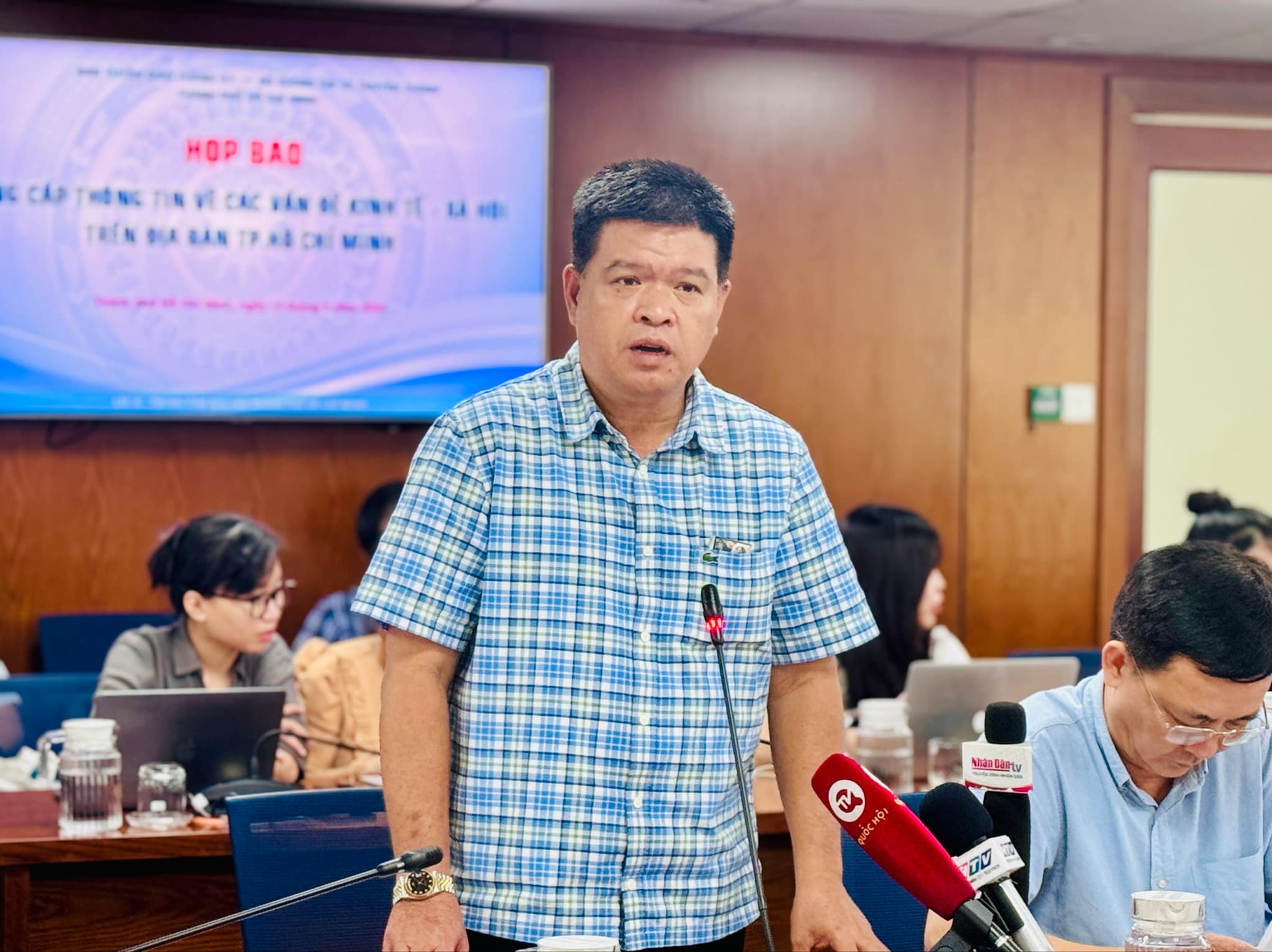 Người dân ý kiến về trạm BOT Phú Hữu, Sở GTVT TP.HCM nói gì?- Ảnh 2. Người dân ý kiến về trạm BOT Phú Hữu, Sở GTVT TP.HCM nói gì?- Ảnh 2.