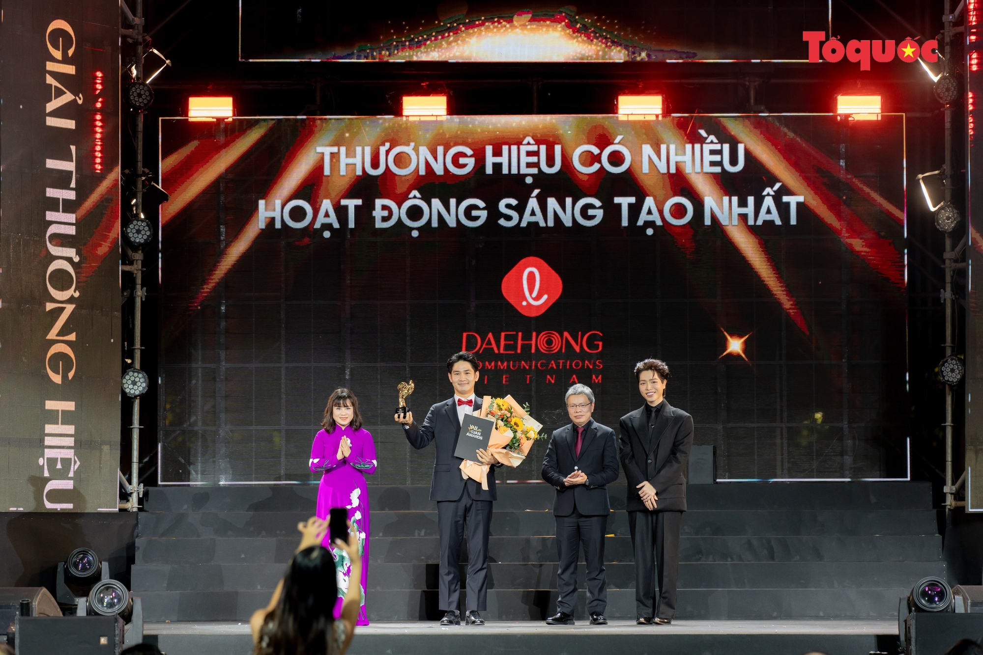 Xây dựng thương hiệu quốc gia Giải thưởng Quảng cáo sáng tạo Việt Nam: Để thương hiệu giải thưởng quốc gia tự hào cất cánh vươn xa (kỳ cuối) - Ảnh 2. Xây dựng thương hiệu quốc gia Giải thưởng Quảng cáo sáng tạo Việt Nam: Để thương hiệu giải thưởng quốc gia tự hào cất cánh vươn xa (kỳ cuối) - Ảnh 2.