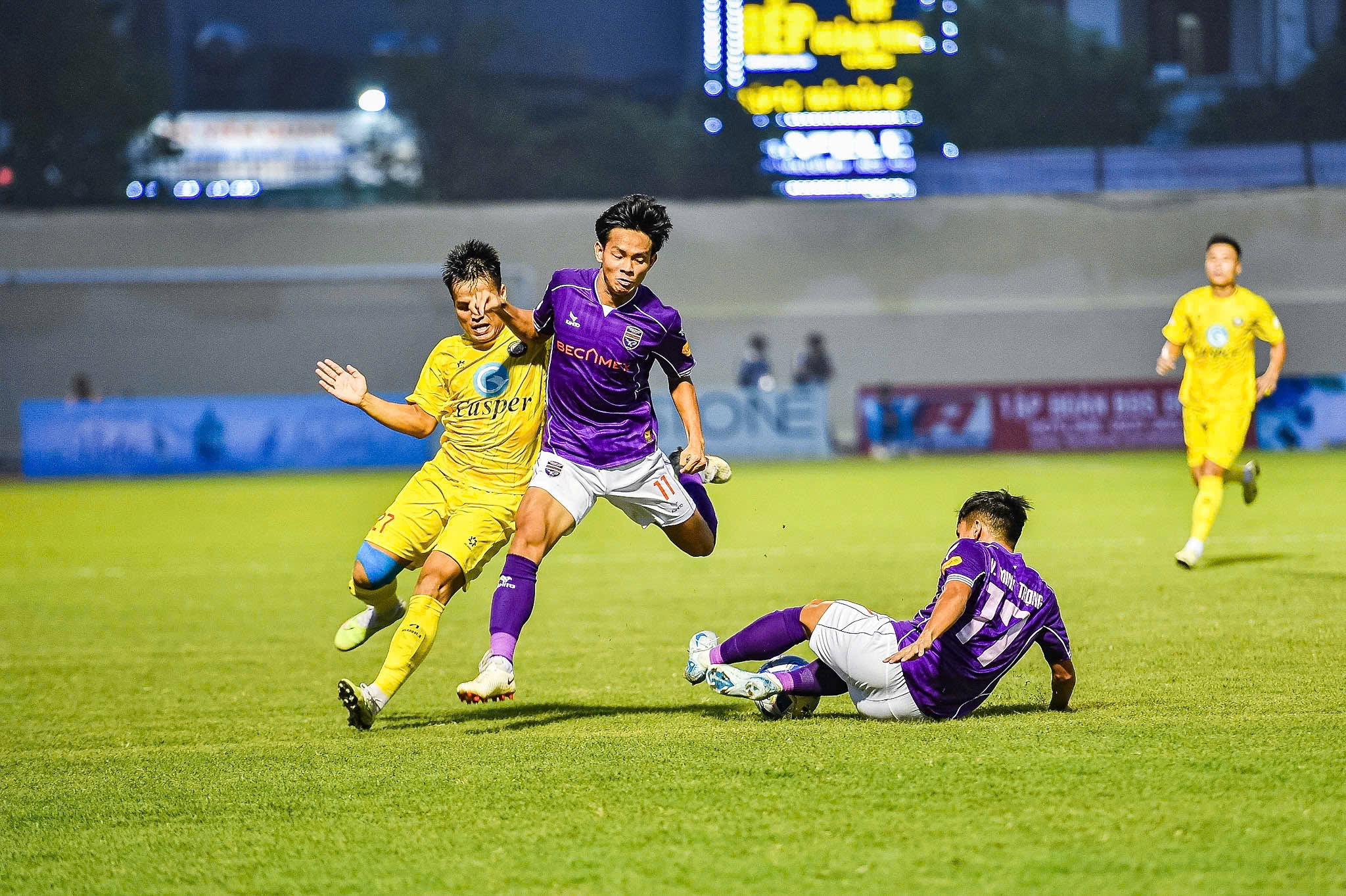 Lịch thi đấu vòng 2 V-League hôm nay (21.9): HAGL dễ 'bay cao', Hải Phòng gặp khó- Ảnh 3. Lịch thi đấu vòng 2 V-League hôm nay (21.9): HAGL dễ 'bay cao', Hải Phòng gặp khó- Ảnh 3.