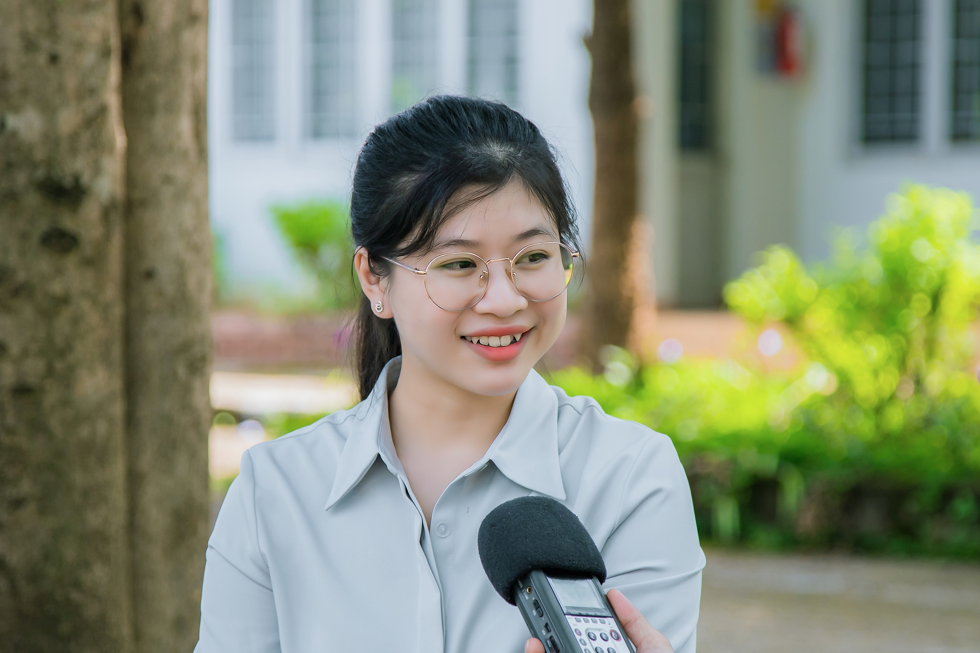 Chênh lệch lương hơn 3 lần giữa giáo viên hợp đồng và biên chế - Ảnh 2.
