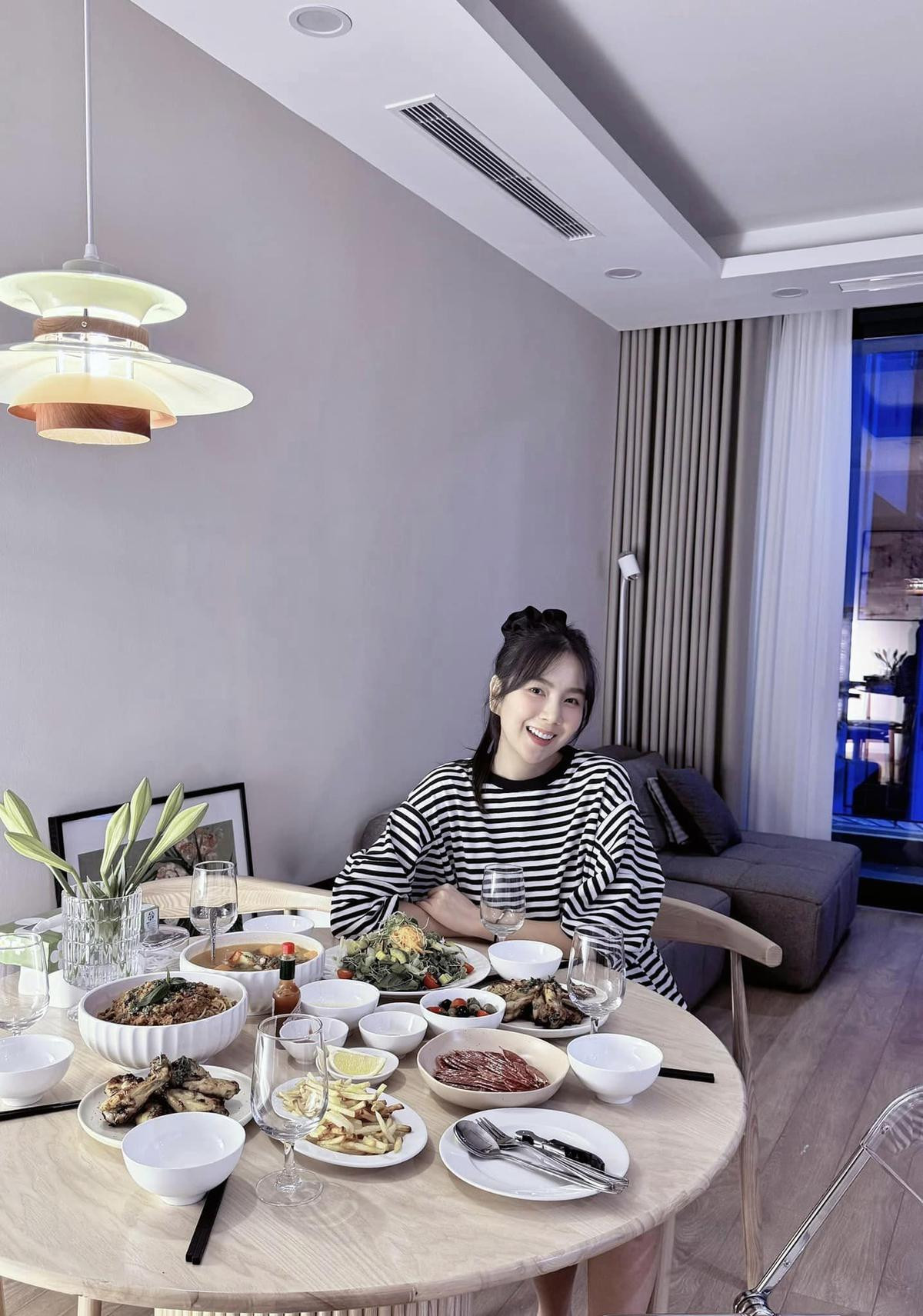 Niềm vui của MC Mai Ngọc khi trở lại độc thân và ở nhà tiền tỷ- Ảnh 6. Niềm vui của MC Mai Ngọc khi trở lại độc thân và ở nhà tiền tỷ- Ảnh 6.