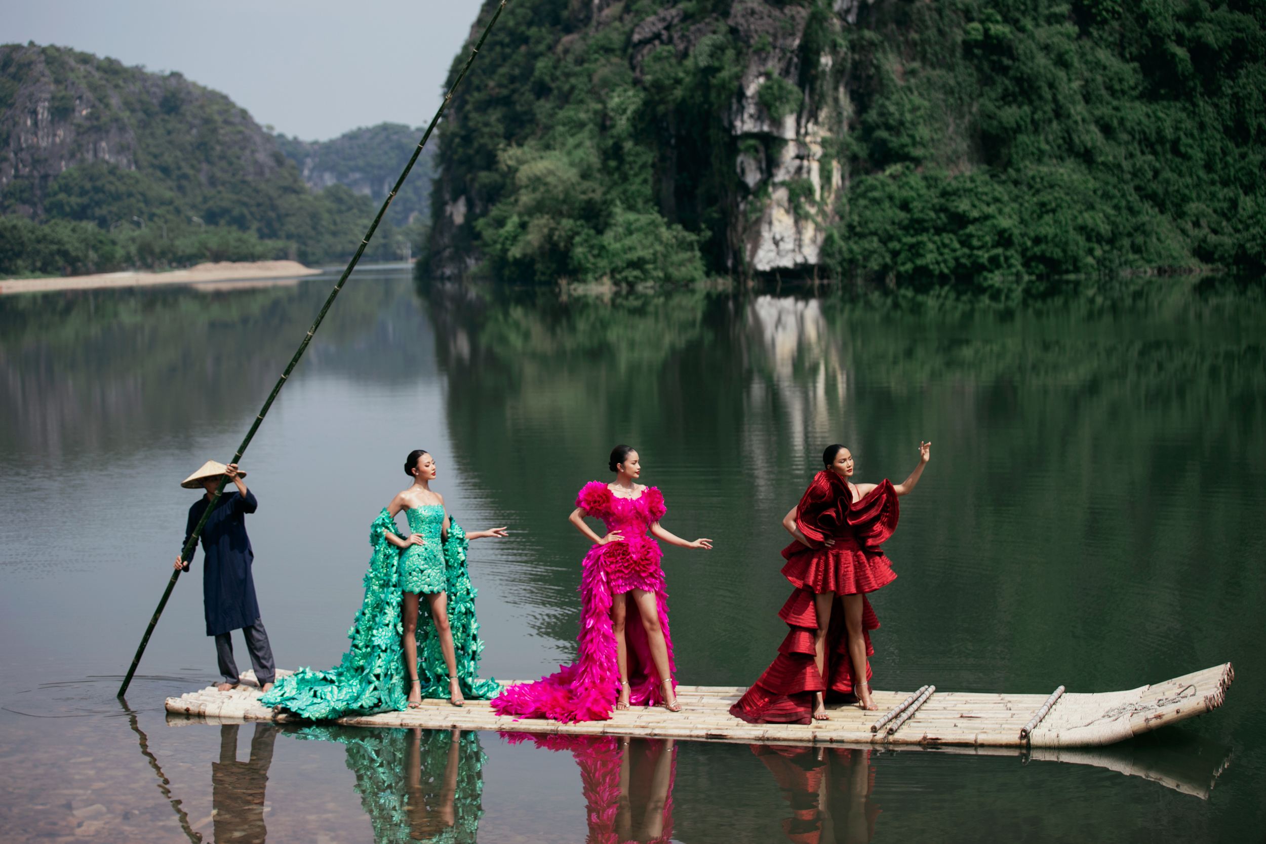 Xuân Hạnh nhận