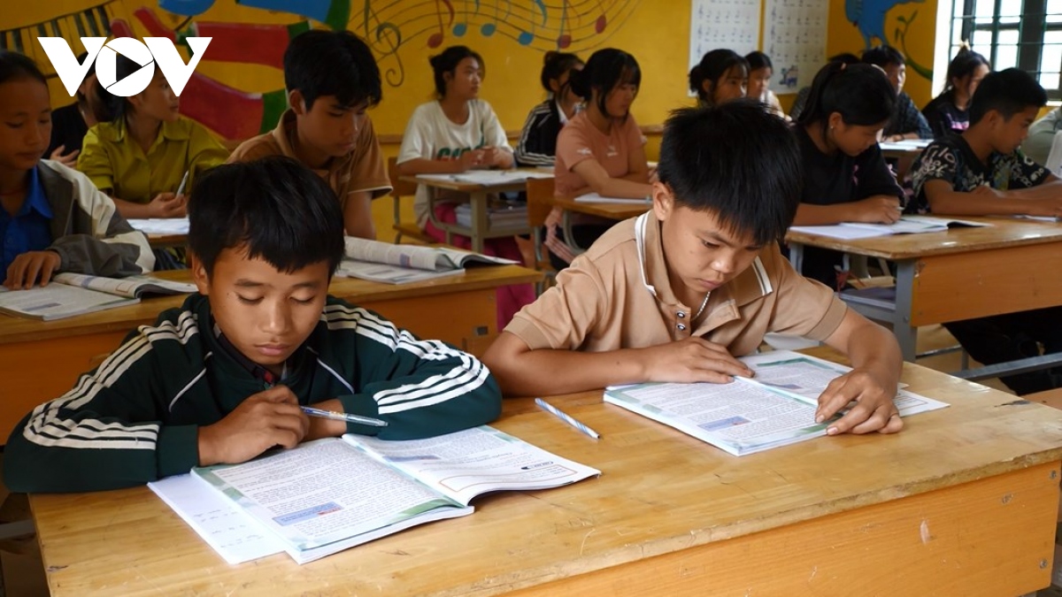 lào cai chuyển học sinh từ trường học có nguy cơ sạt lở cao về nơi an toàn hình ảnh 5 lao cai chuyen hoc sinh tu truong hoc co nguy co sat lo cao ve noi an toan hinh anh 5