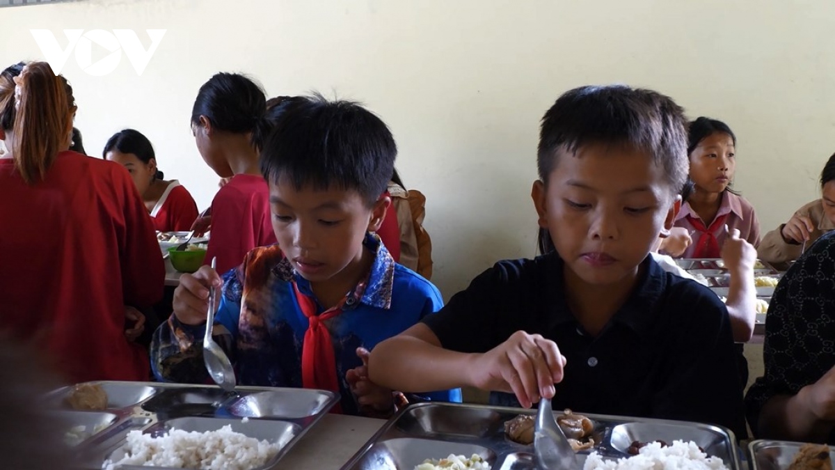 lào cai chuyển học sinh từ trường học có nguy cơ sạt lở cao về nơi an toàn hình ảnh 6 lao cai chuyen hoc sinh tu truong hoc co nguy co sat lo cao ve noi an toan hinh anh 6