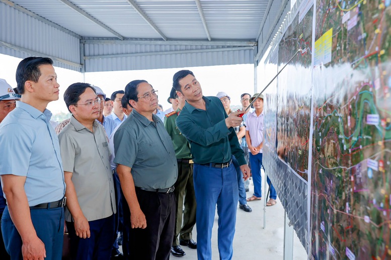 Thủ tướng yêu cầu rút ngắn tiến độ Vành đai 4 qua Bắc Ninh- Ảnh 2. Thủ tướng yêu cầu rút ngắn tiến độ Vành đai 4 qua Bắc Ninh- Ảnh 2.