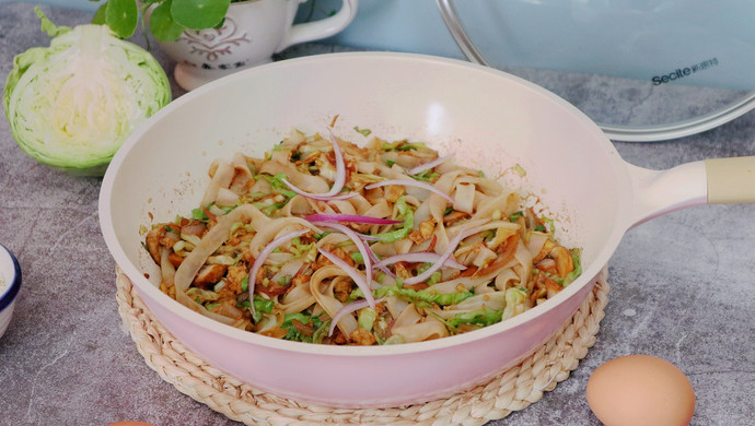 3 món mì với hương vị thơm ngon khác nhau: Học cách làm để mỗi ngày thêm 1 món ngon cho bữa sáng, trưa hoăc tối - Ảnh 5. 3 món mì với hương vị thơm ngon khác nhau: Học cách làm để mỗi ngày thêm 1 món ngon cho bữa sáng, trưa hoăc tối - Ảnh 5.