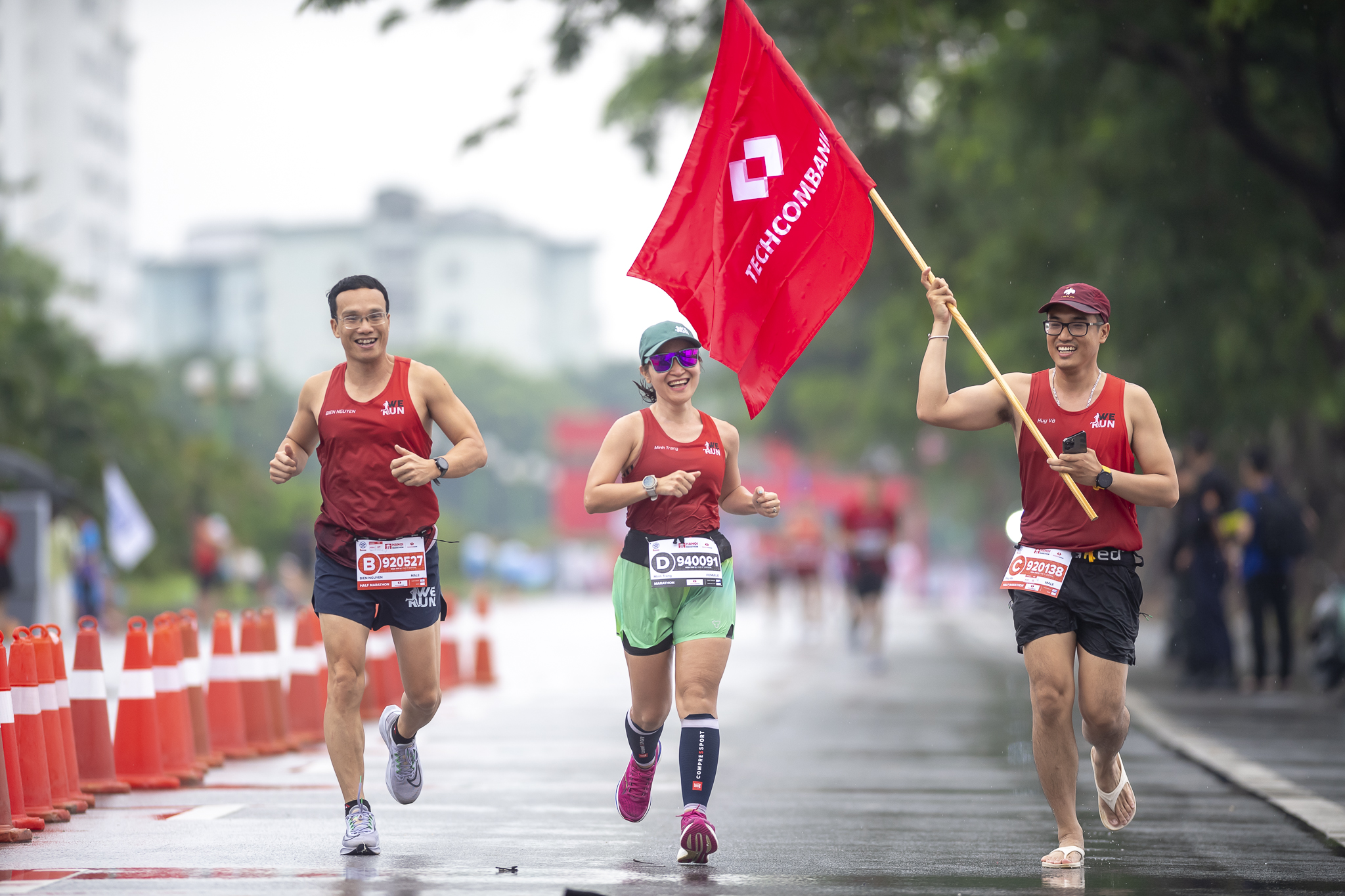 Giải marathon quốc tế Hà Nội Techcombank: Hành trình tinh thần thể thao kiên định, mạnh mẽ - Ảnh 5. Giải marathon quốc tế Hà Nội Techcombank: Hành trình tinh thần thể thao kiên định, mạnh mẽ - Ảnh 5.