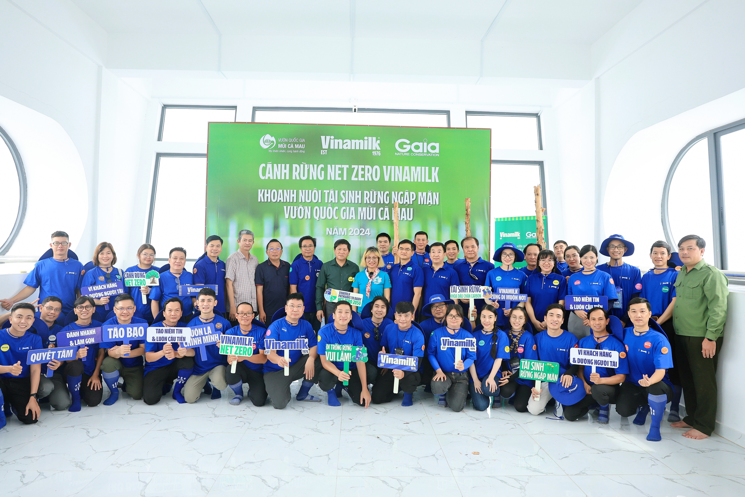 Vinamilk tích cực thực hiện dự án cánh rừng Net Zero, hướng đến trung hòa khí nhà kính- Ảnh 10. Vinamilk tích cực thực hiện dự án cánh rừng Net Zero, hướng đến trung hòa khí nhà kính- Ảnh 10.