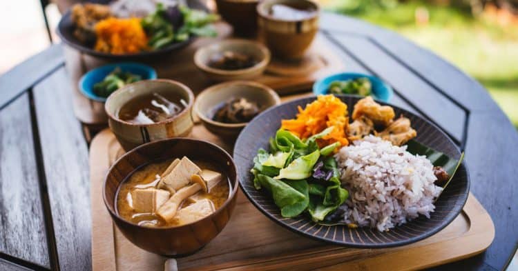 Bác sĩ Mỹ tiết lộ 2 loại rau có ở Việt Nam có thể kích hoạt gen trường thọ, giúp hạ đường huyết, giảm cân- Ảnh 2. Bác sĩ Mỹ tiết lộ 2 loại rau có ở Việt Nam có thể kích hoạt gen trường thọ, giúp hạ đường huyết, giảm cân- Ảnh 2.