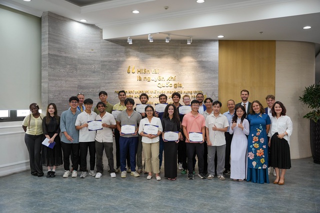 Vinuni trở thành đại học trẻ nhất, với tốc độ nhanh nhất thế giới đạt chứng nhận QS 5 Sao - Ảnh 4. Vinuni trở thành đại học trẻ nhất, với tốc độ nhanh nhất thế giới đạt chứng nhận QS 5 Sao - Ảnh 4.