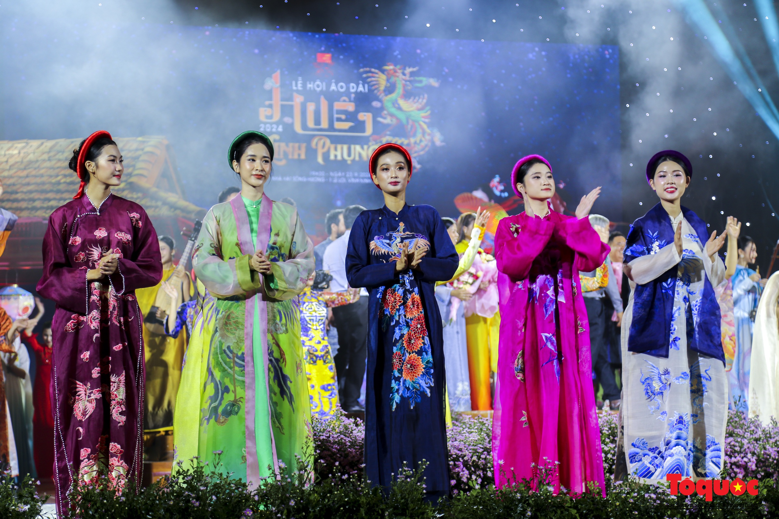 Áo dài Huế kể chuyện về huyền thoại "Linh Phụng" - Ảnh 16.