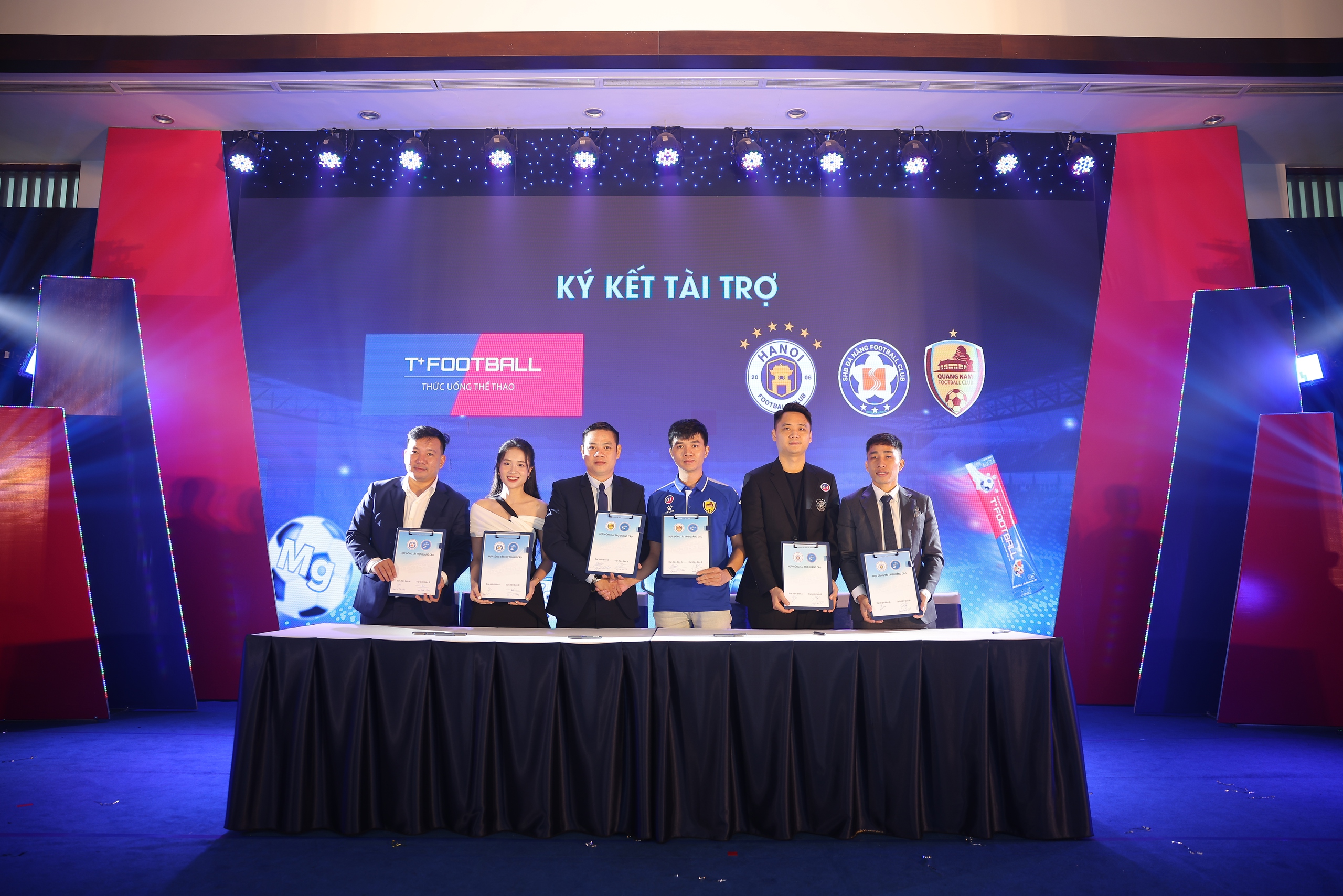 Lộ ‘vũ khí mới’ của Văn Quyết, Tuấn Hải: Quyết tâm cạnh tranh ngôi vương V-League- Ảnh 4. Lộ ‘vũ khí mới’ của Văn Quyết, Tuấn Hải: Quyết tâm cạnh tranh ngôi vương V-League- Ảnh 4.