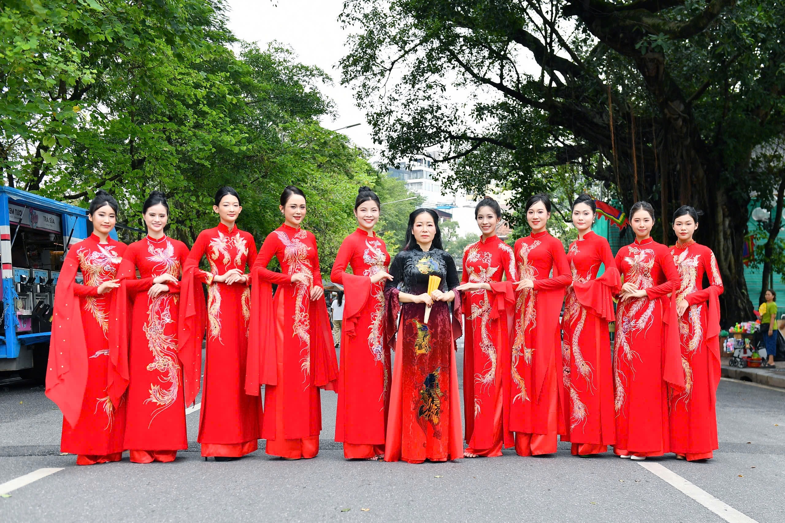 Đặc sắc 'Dấu ấn mùa thu' trong Festival Thu Hà Nội - Ảnh 4. Đặc sắc 'Dấu ấn mùa thu' trong Festival Thu Hà Nội - Ảnh 4.