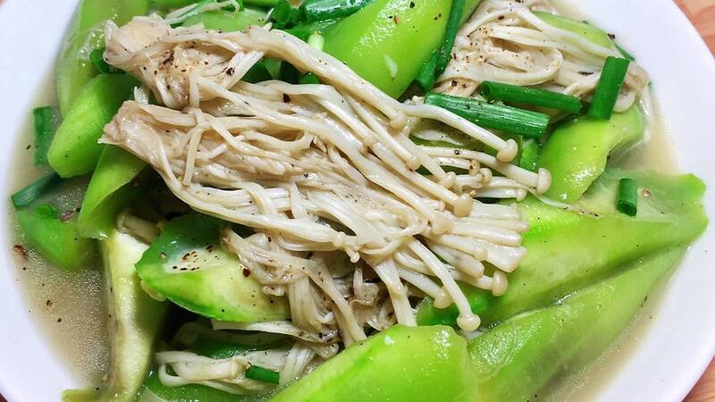 Rau xanh tăng giá sau lũ, nhiều người chuyển ăn loại rau rẻ, có khả năng ức chế sự phát triển của tế bào ung thư này- Ảnh 11. Rau xanh tăng giá sau lũ, nhiều người chuyển ăn loại rau rẻ, có khả năng ức chế sự phát triển của tế bào ung thư này- Ảnh 11.