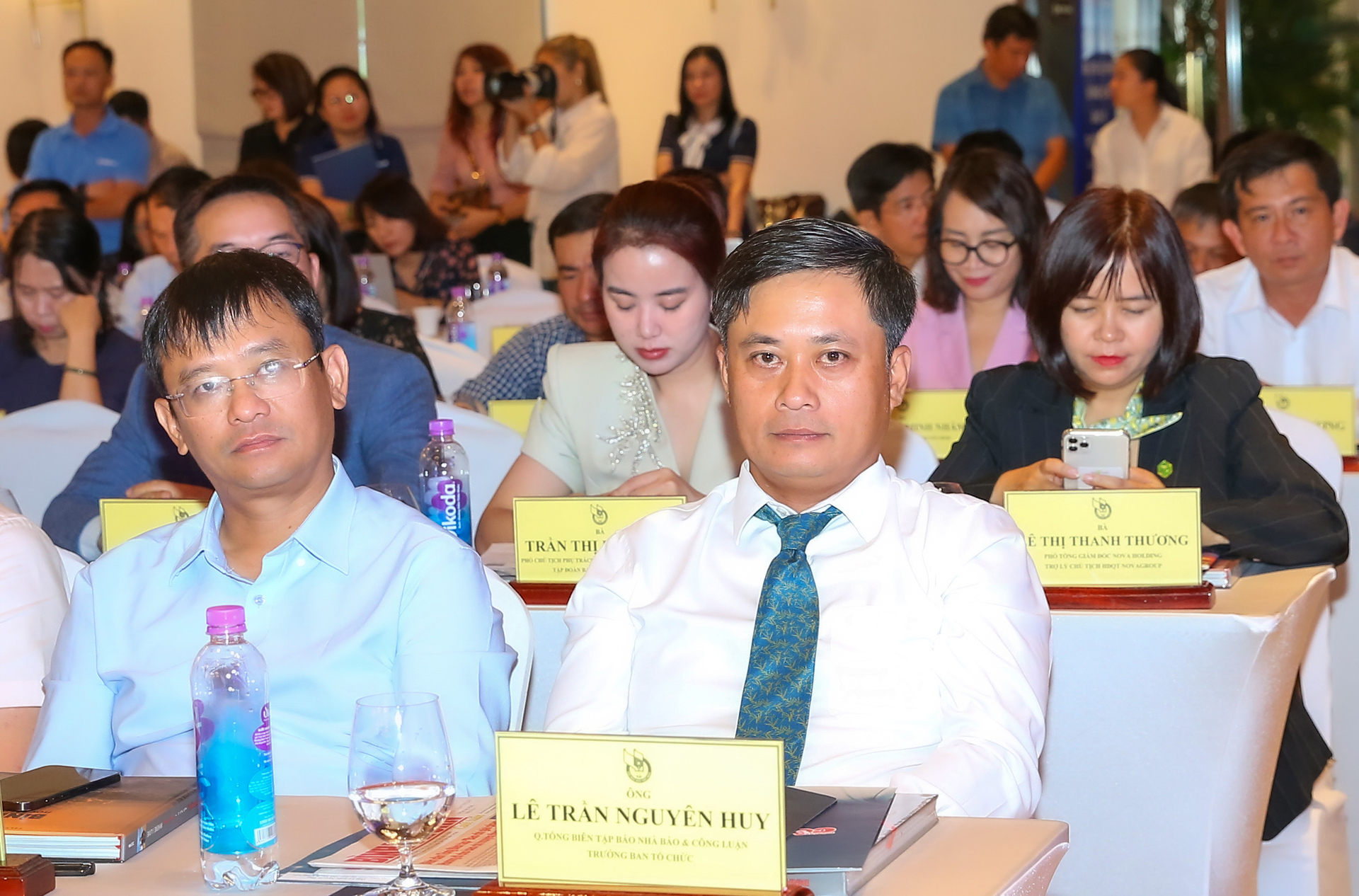 bao chi giai phap ngon hai dang dan loi hinh 6
