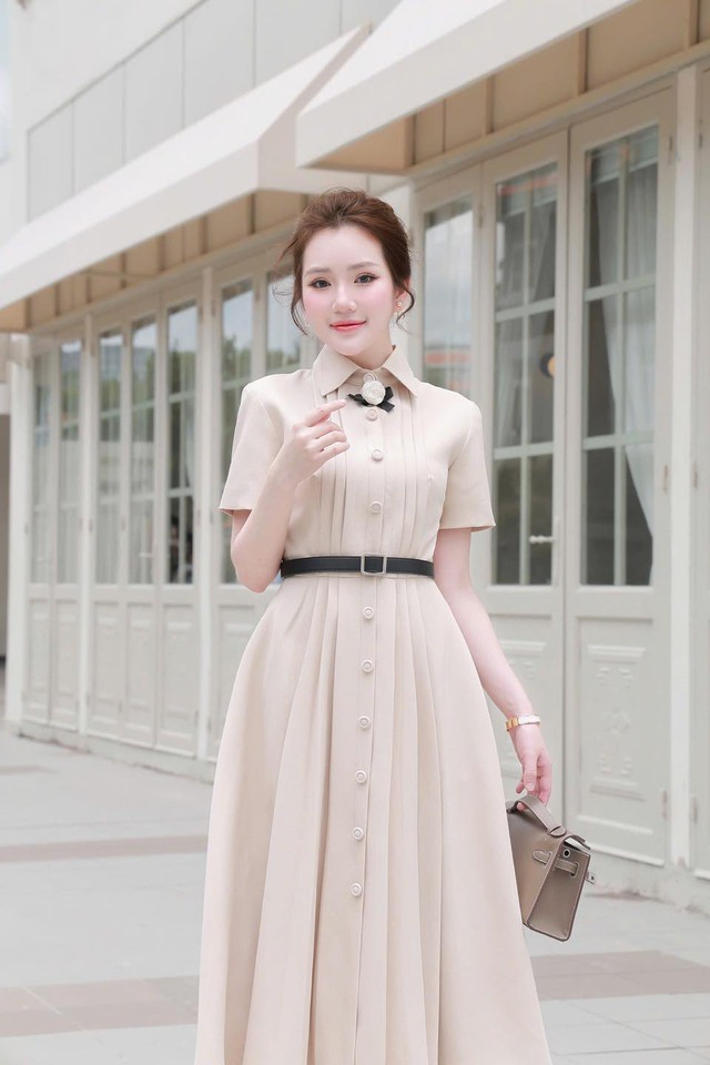 Váy sơ mi giản dị mà sang trọng, linh hoạt bậc nhất tủ đồ- Ảnh 8. Váy sơ mi giản dị mà sang trọng, linh hoạt bậc nhất tủ đồ- Ảnh 8.