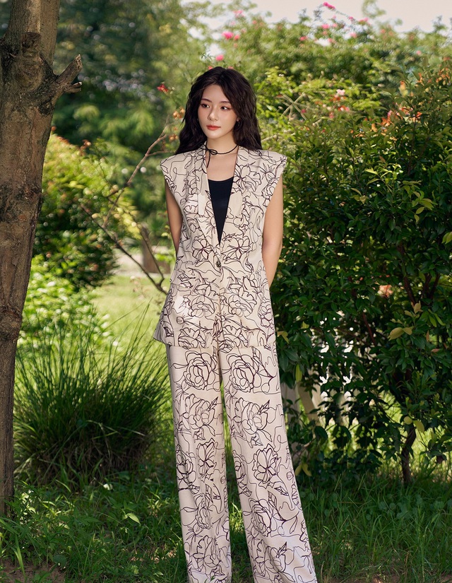 Ghi điểm tuyệt đối cùng phong thái chuyên nghiệp nhờ áo blazer- Ảnh 5. Ghi điểm tuyệt đối cùng phong thái chuyên nghiệp nhờ áo blazer- Ảnh 5.