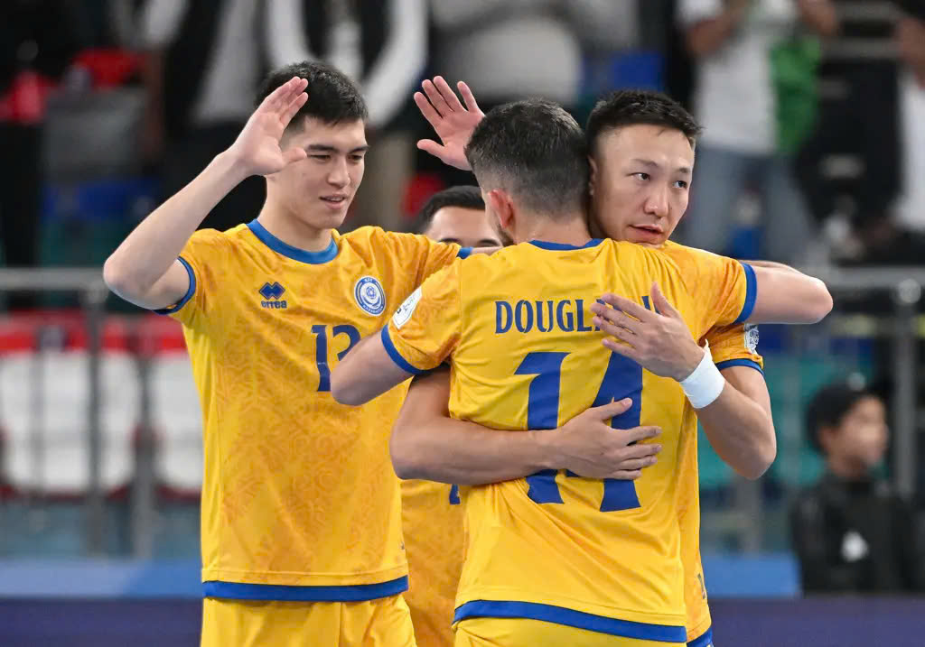 Madam Pang chi bộn tiền, quyết giúp Thái Lan thành niềm hãnh diện châu Á ở World Cup- Ảnh 3. Madam Pang chi bộn tiền, quyết giúp Thái Lan thành niềm hãnh diện châu Á ở World Cup- Ảnh 3.