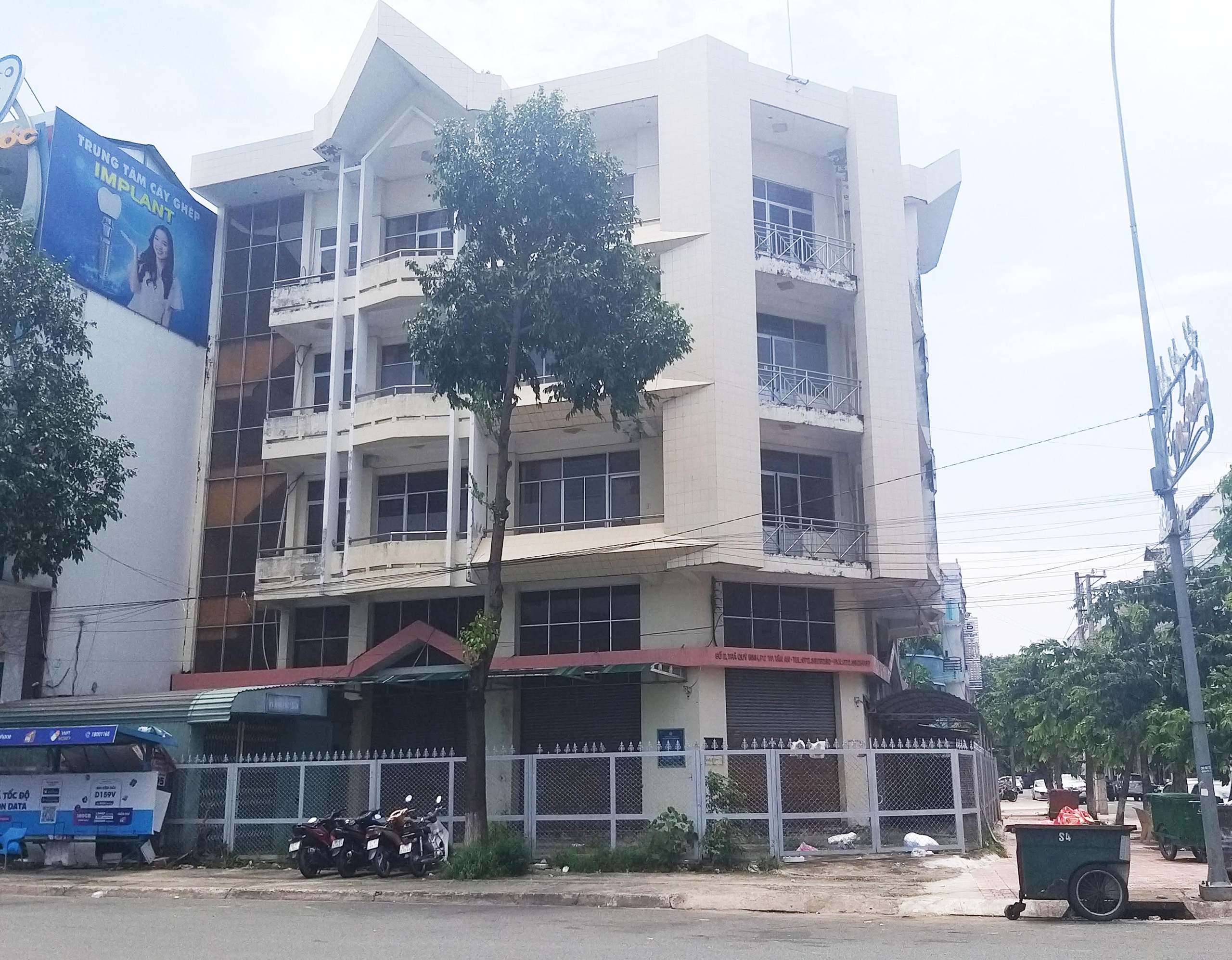 Long An: Các trụ sở nằm trên Long An: Các trụ sở nằm trên