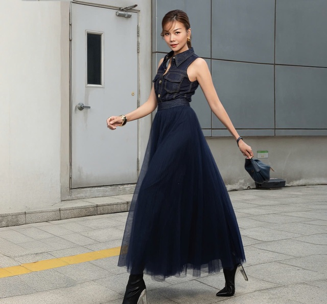 Mang nguồn năng lượng trẻ trung cùng cảm hứng tươi mới với thời trang denim- Ảnh 2. Mang nguồn năng lượng trẻ trung cùng cảm hứng tươi mới với thời trang denim- Ảnh 2.