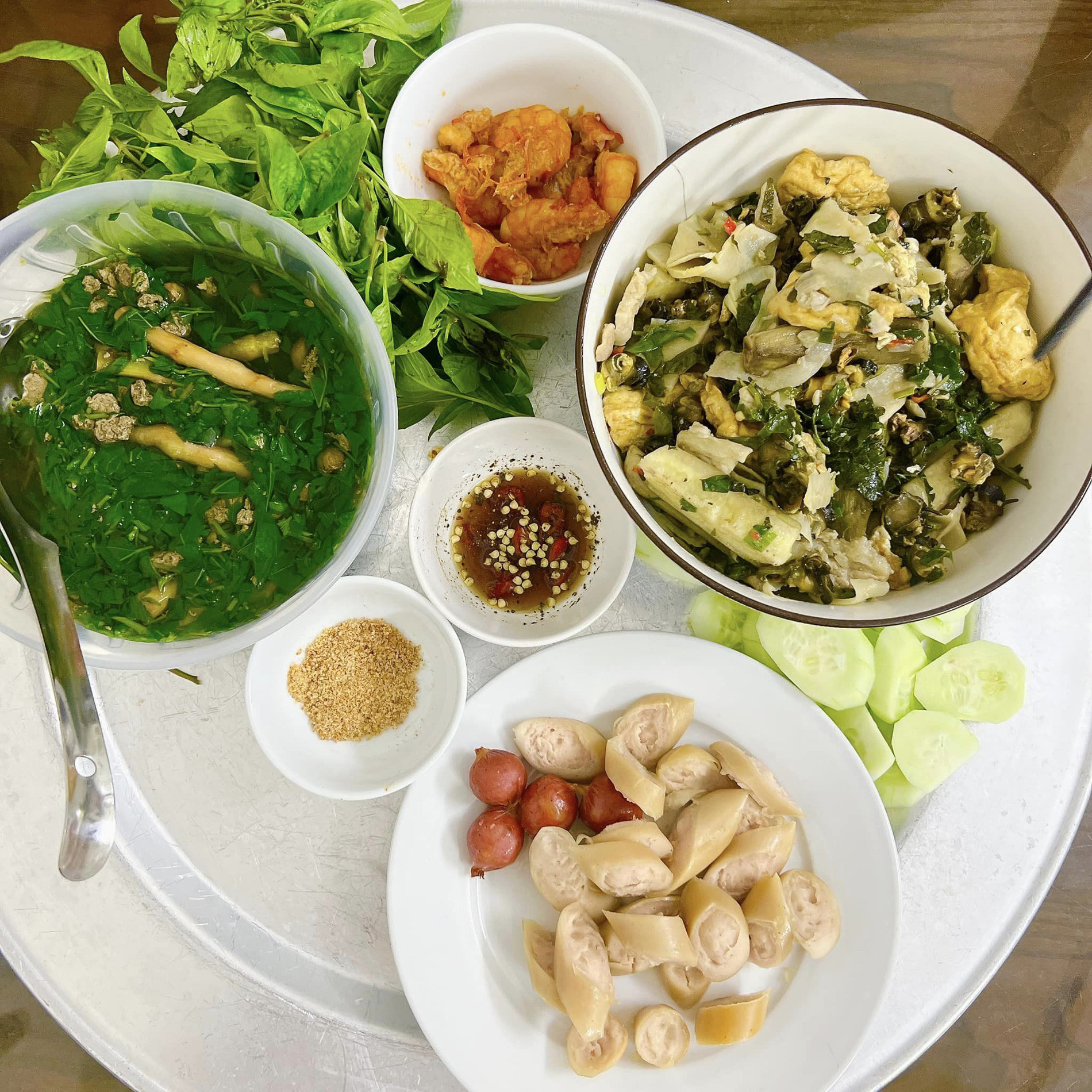Bố chồng ở Hải Phòng nấu loạt mâm cơm, con dâu khoe khắp mạng xã hội - Ảnh 5. Bố chồng ở Hải Phòng nấu loạt mâm cơm, con dâu khoe khắp mạng xã hội - Ảnh 5.