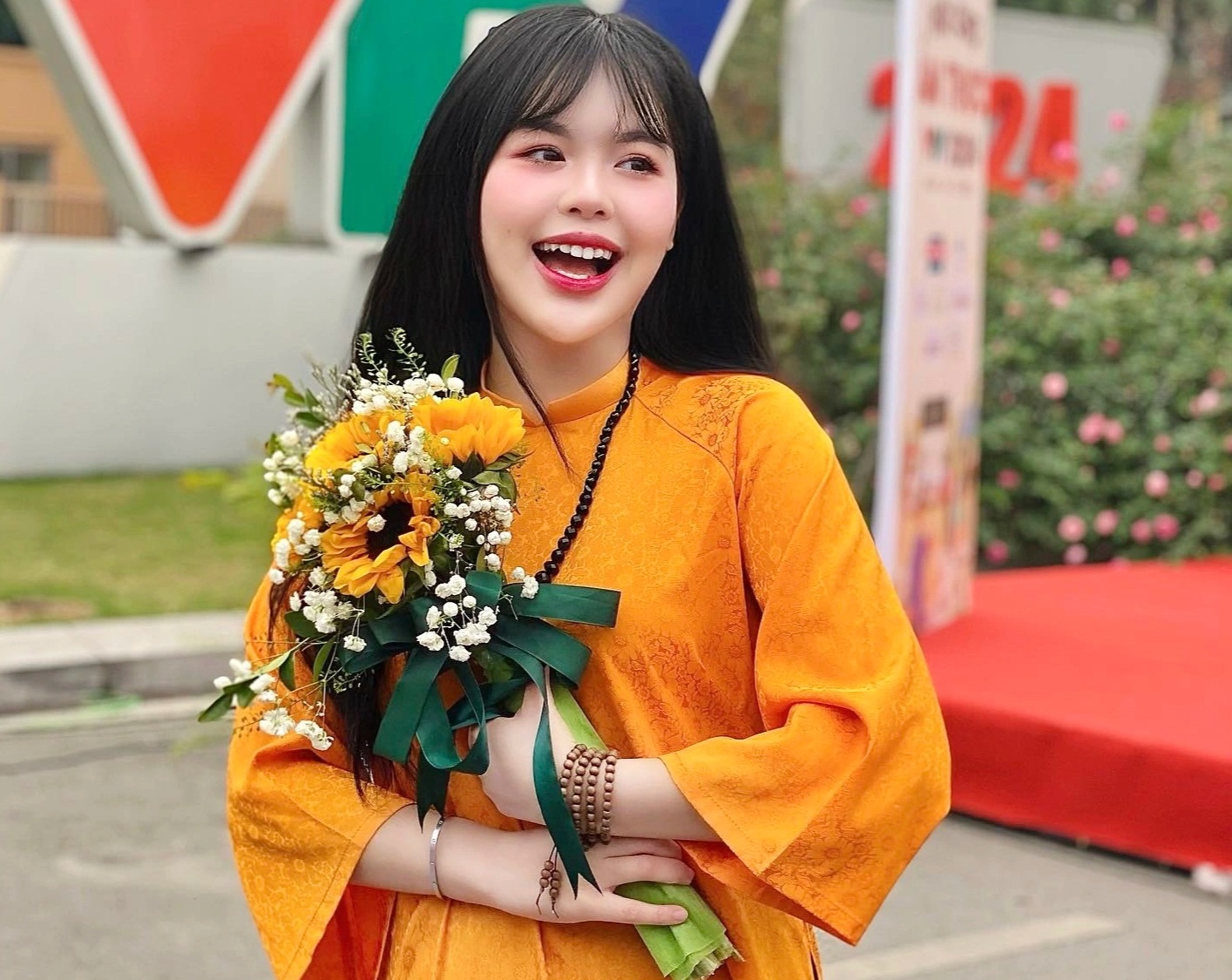 Điều chưa biết về thủ khoa duy nhất tốt nghiệp xuất sắc trường Quản doanh - 3 Điều chưa biết về thủ khoa duy nhất tốt nghiệp xuất sắc trường Quản doanh - 3