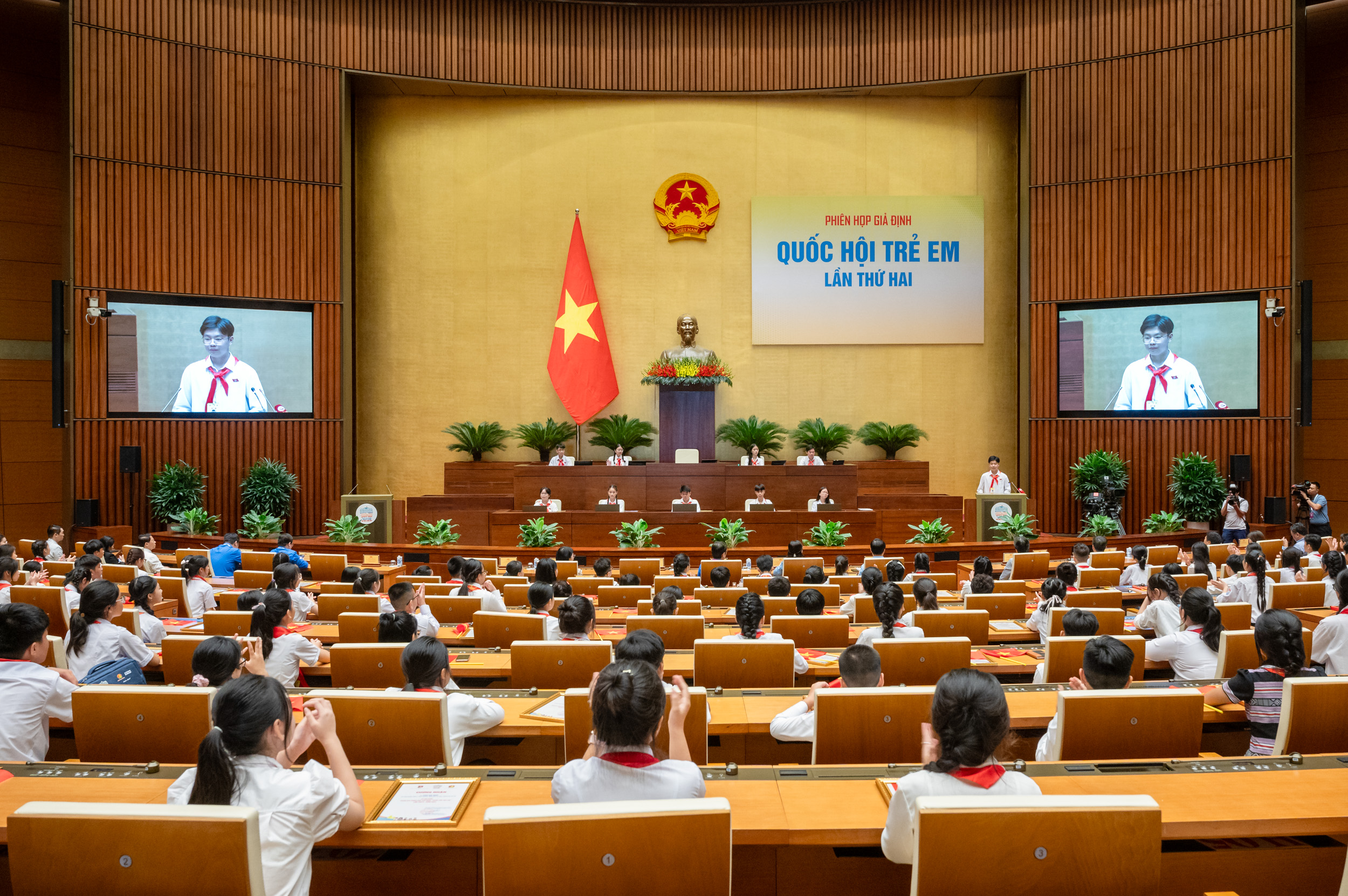 Phiên họp giả định "Quốc hội trẻ em" lần thứ 2 - năm 2024 diễn ra tại Nhà Quốc hội- Ảnh 7. Phiên họp giả định "Quốc hội trẻ em" lần thứ 2 - năm 2024 diễn ra tại Nhà Quốc hội- Ảnh 7.