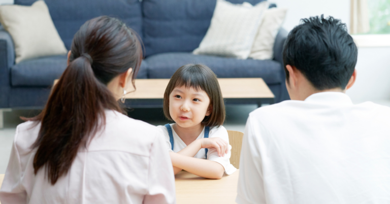 3 hành động của con khiến cha mẹ được khen nức nở là khéo dạy dỗ!- Ảnh 2. 3 hành động của con khiến cha mẹ được khen nức nở là khéo dạy dỗ!- Ảnh 2.
