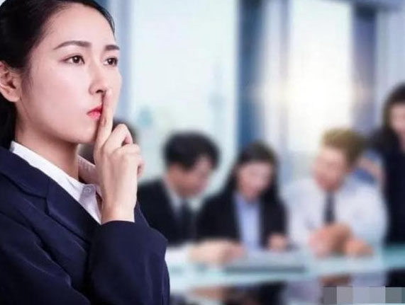 5 điều người EQ cao luôn giữ kín để tránh rắc rối nhưng người EQ thấp gặp ai cũng 'buôn'- Ảnh 1. 5 điều người EQ cao luôn giữ kín để tránh rắc rối nhưng người EQ thấp gặp ai cũng 'buôn'- Ảnh 1.