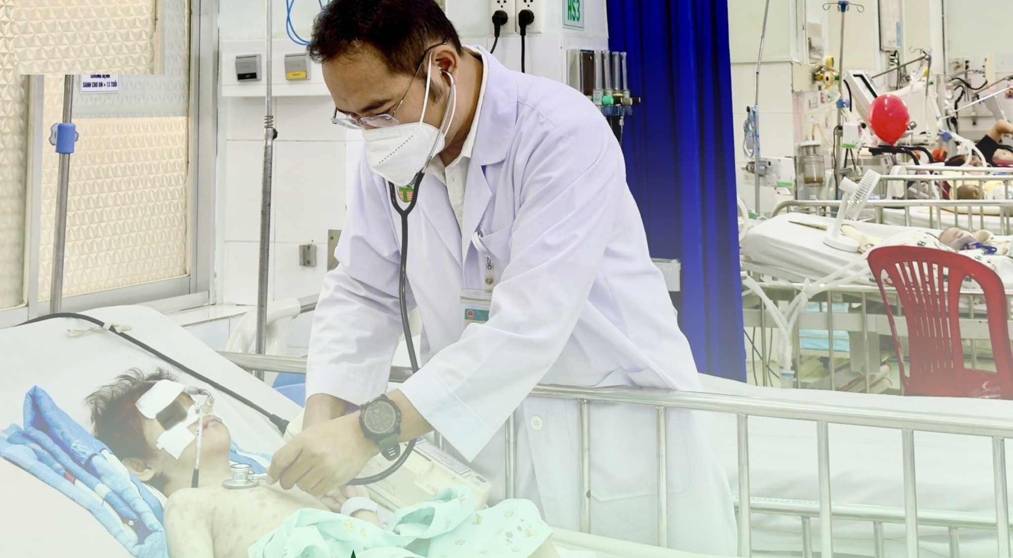 Bác sĩ cảnh báo trẻ chưa tiêm ngừa vắc xin mắc sởi nặng- Ảnh 1. Bác sĩ cảnh báo trẻ chưa tiêm ngừa vắc xin mắc sởi nặng- Ảnh 1.
