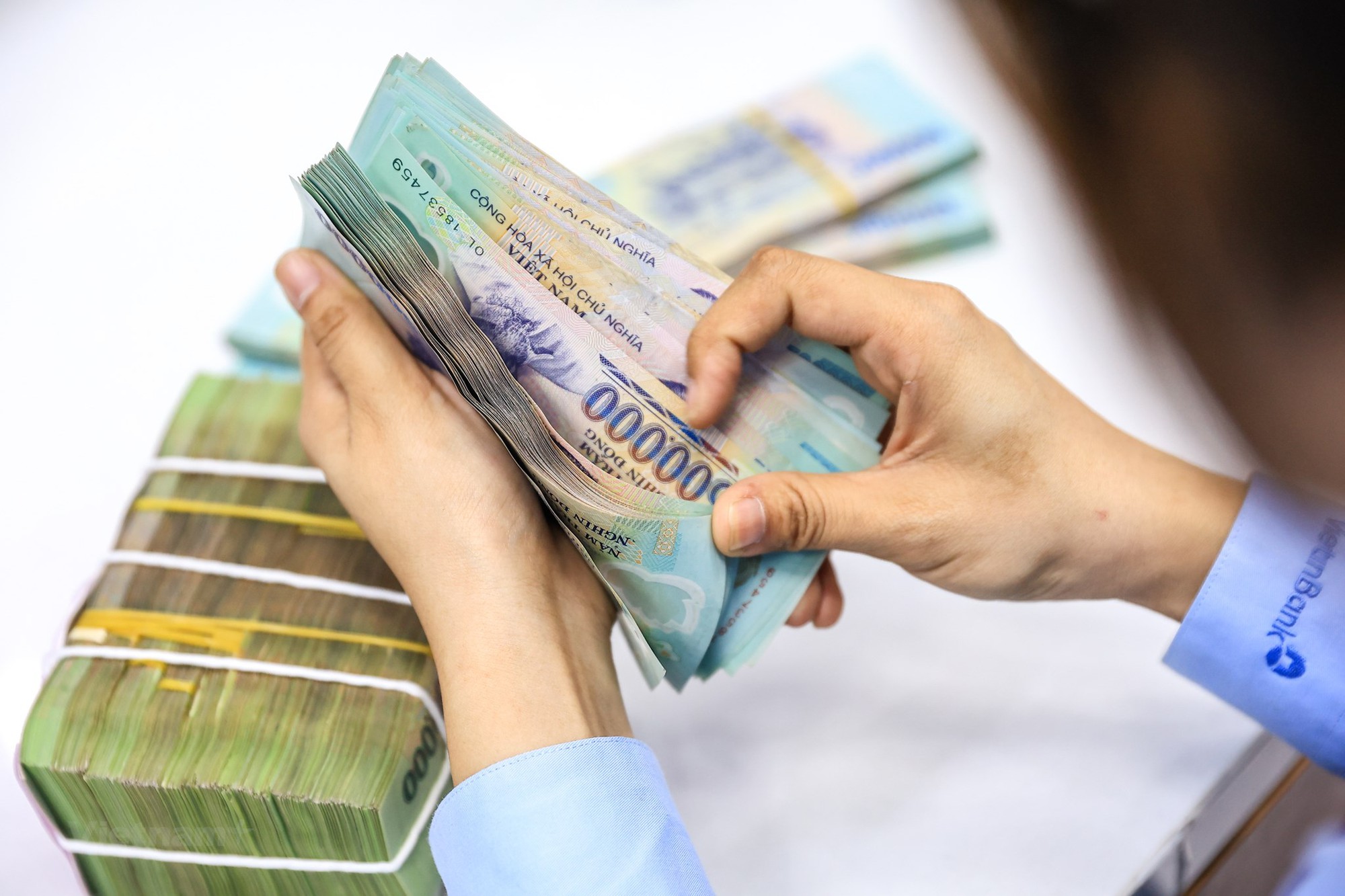 Bảng xếp hạng tổng tài sản, tiền gửi tại các ngân hàng 6 tháng đầu năm 2024- Ảnh 1. Bảng xếp hạng tổng tài sản, tiền gửi tại các ngân hàng 6 tháng đầu năm 2024- Ảnh 1.