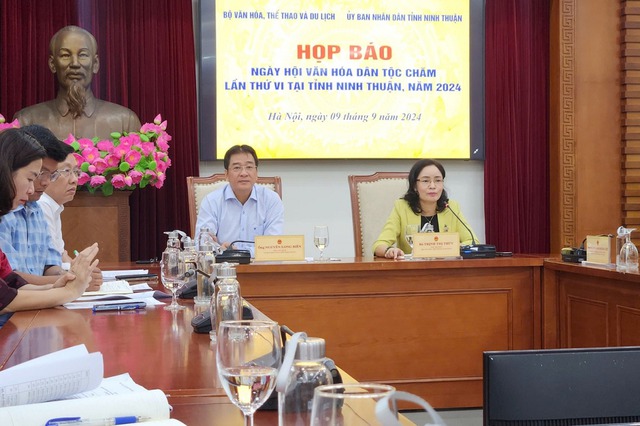 Bảo tồn, phát huy bản sắc văn hóa dân tộc Chăm trong thời kỳ hội nhập và phát triển đất nước - Ảnh 1. Bảo tồn, phát huy bản sắc văn hóa dân tộc Chăm trong thời kỳ hội nhập và phát triển đất nước - Ảnh 1.