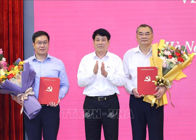 Bổ nhiệm Trợ lý, Thư ký của Tổng Bí thư, Chủ tịch nước- Ảnh 1. Bổ nhiệm Trợ lý, Thư ký của Tổng Bí thư, Chủ tịch nước- Ảnh 1.
