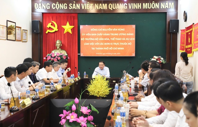 Bộ trưởng Nguyễn Văn Hùng chủ trì buổi làm việc với các đơn vị trực thuộc Bộ tại TP.HCM - Ảnh 1. Bộ trưởng Nguyễn Văn Hùng chủ trì buổi làm việc với các đơn vị trực thuộc Bộ tại TP.HCM - Ảnh 1.