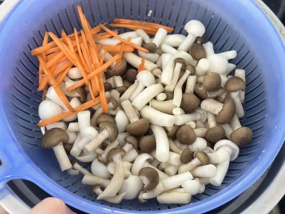 Bữa cơm nhà nấu ngay món canh giàu protein, ít chất béo lại giúp cải thiện khả năng miễn dịch và giảm bệnh tật - Ảnh 1. Bữa cơm nhà nấu ngay món canh giàu protein, ít chất béo lại giúp cải thiện khả năng miễn dịch và giảm bệnh tật - Ảnh 1.