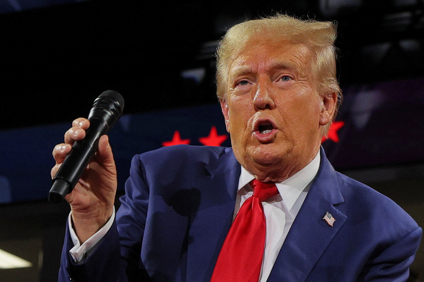 Ông Trump: 'Chỉ những tổng thống có sức ảnh hưởng mới bị bắn'- Ảnh 1. Ông Trump: 'Chỉ những tổng thống có sức ảnh hưởng mới bị bắn'- Ảnh 1.