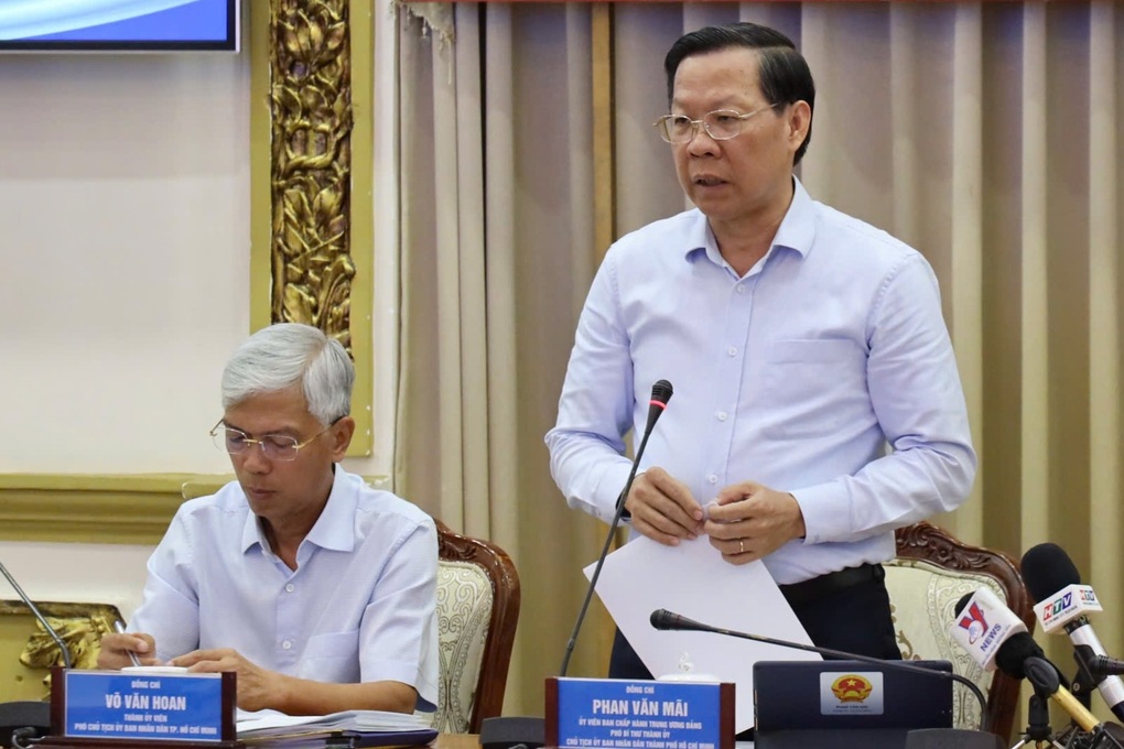 Chủ tịch TPHCM: Nhiều giám đốc sở khi hỏi đến nhiệm vụ thì nói không biết - 1 Chủ tịch TPHCM: Nhiều giám đốc sở khi hỏi đến nhiệm vụ thì nói không biết - 1