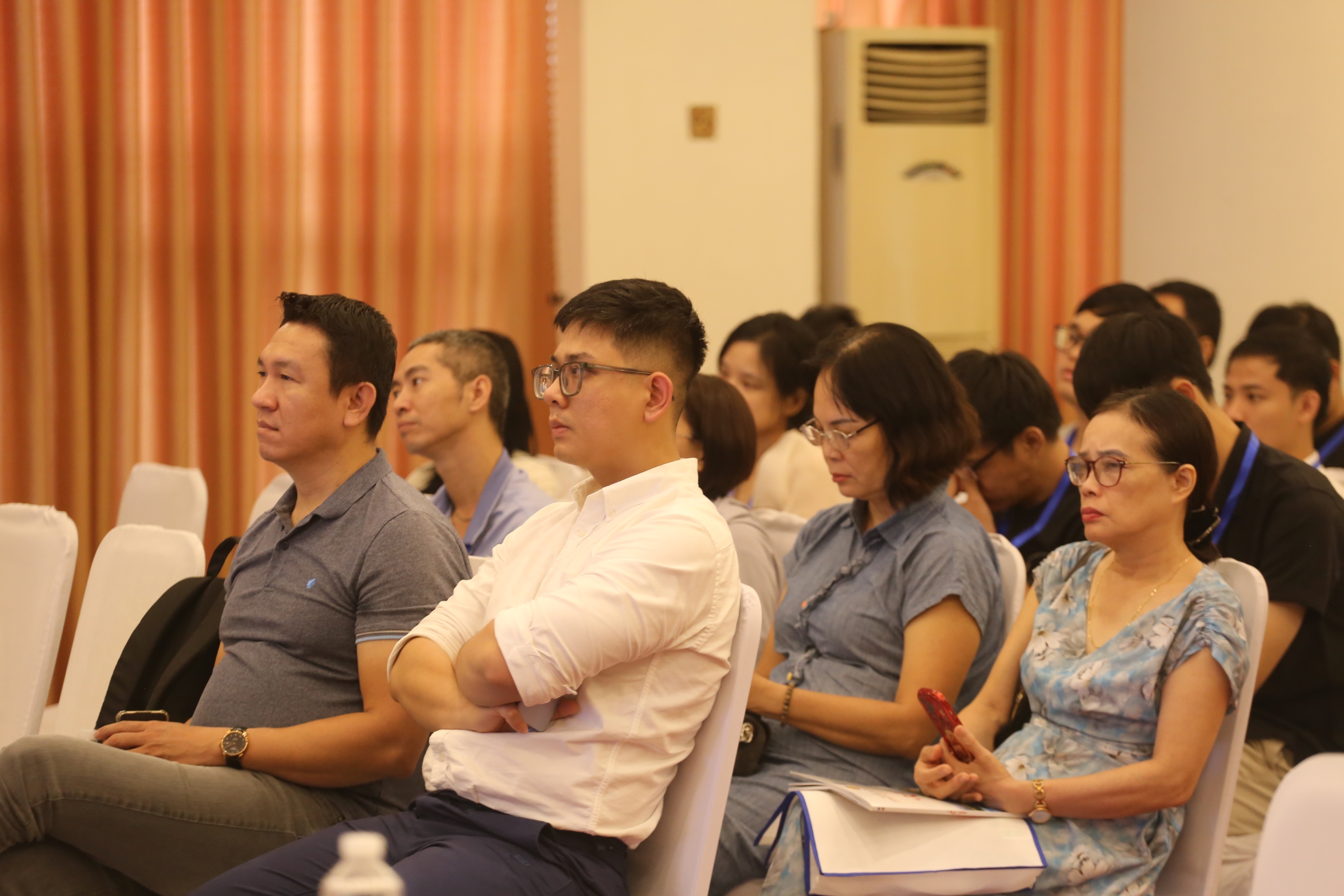Chuyên gia, bác sĩ chia sẻ cách quản lý bệnh tiểu đường- Ảnh 1. Chuyên gia, bác sĩ chia sẻ cách quản lý bệnh tiểu đường- Ảnh 1.