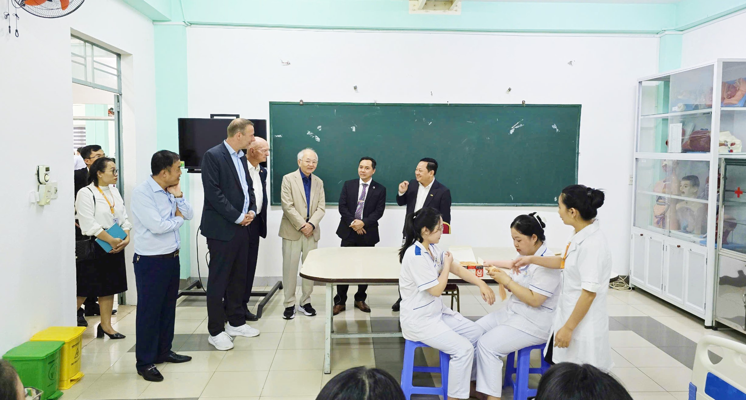 Cơ hội việc làm cho sinh viên tại TP Leipzig, CHLB Đức- Ảnh 1. Cơ hội việc làm cho sinh viên tại TP Leipzig, CHLB Đức- Ảnh 1.