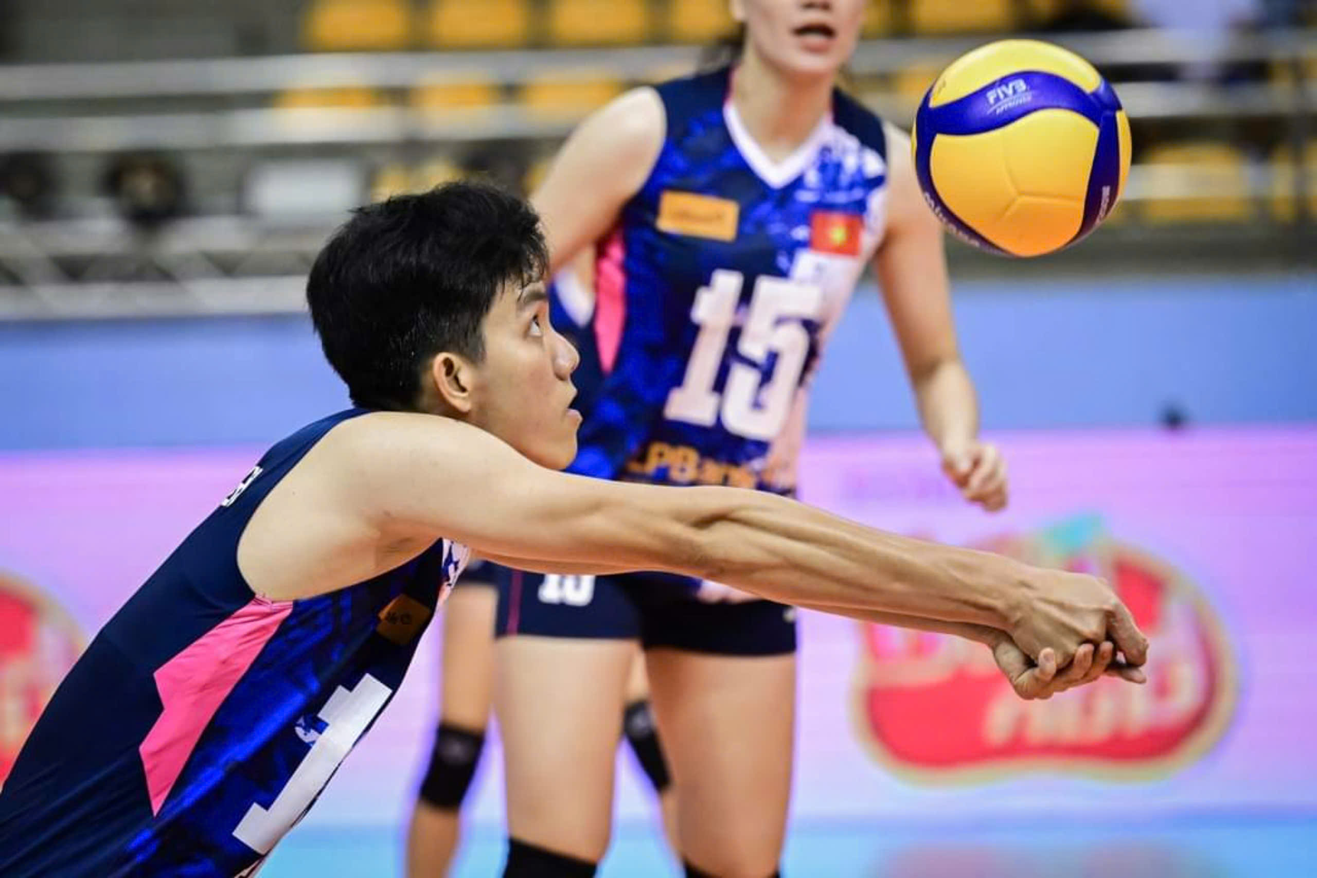 Đòi nợ bất thành, Bích Tuyền cùng CLB Ninh Bình về nhì giải các CLB châu Á- Ảnh 1. Đòi nợ bất thành, Bích Tuyền cùng CLB Ninh Bình về nhì giải các CLB châu Á- Ảnh 1.