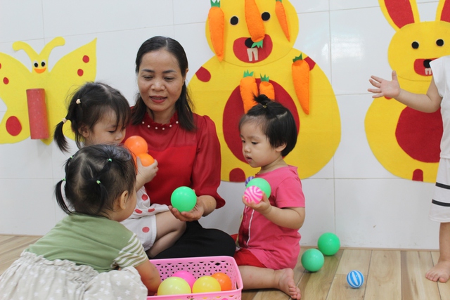 TP.HCM: Giáo viên mầm non công lập thu nhập cao nhất gần 17 triệu đồng/tháng- Ảnh 1. TP.HCM: Giáo viên mầm non công lập thu nhập cao nhất gần 17 triệu đồng/tháng- Ảnh 1.