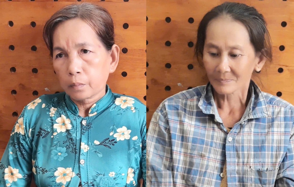 Hai phụ nữ dùng nước sôi, cây gỗ hành hung công an - 1 Hai phụ nữ dùng nước sôi, cây gỗ hành hung công an - 1