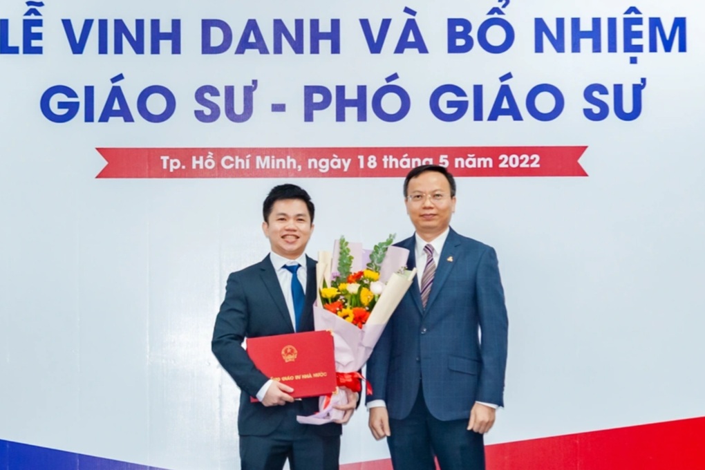 Hiệu trưởng trường có cách tuyển sinh không giống ai là ứng viên giáo sư - 1 Hiệu trưởng trường có cách tuyển sinh không giống ai là ứng viên giáo sư - 1