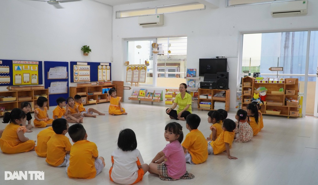 Học sinh thuê máy lạnh 34 triệu đồng/năm, đắt gấp đôi mua mới? - 1 Học sinh thuê máy lạnh 34 triệu đồng/năm, đắt gấp đôi mua mới? - 1