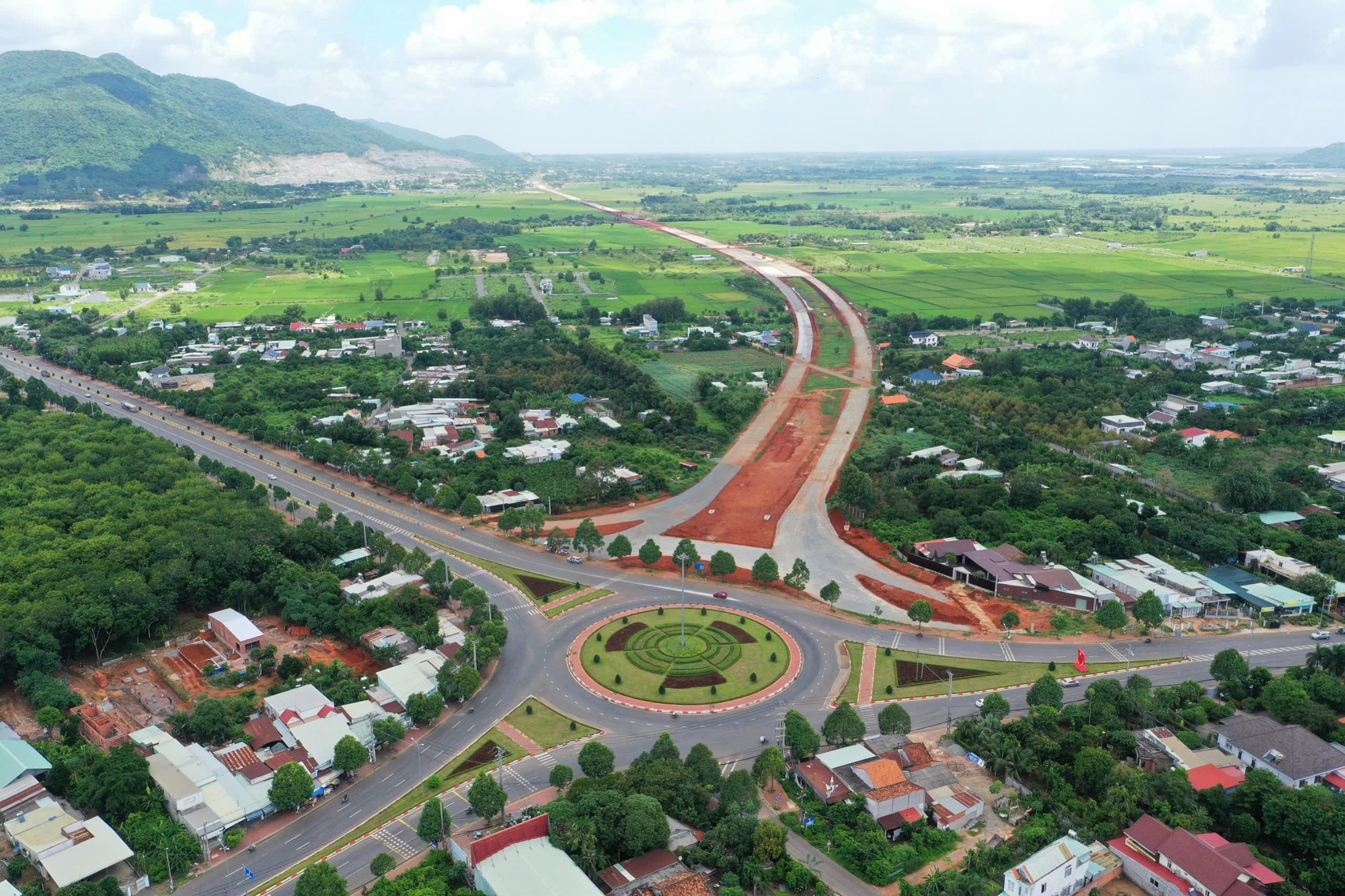 Khi nào khởi động đường hơn 13.000 tỷ nối vào cao tốc Biên Hòa - Vũng Tàu?- Ảnh 1. Khi nào khởi động đường hơn 13.000 tỷ nối vào cao tốc Biên Hòa - Vũng Tàu?- Ảnh 1.