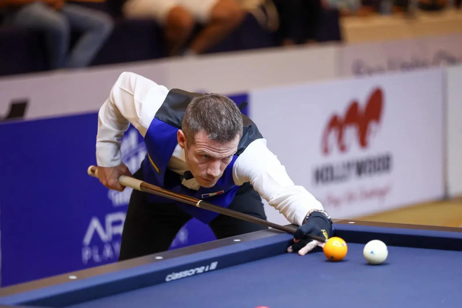 Billiards: Khoảnh khắc cười ra nước mắt của 'vua thời gian' Bury, khiến Trần Thanh Lực nín thở- Ảnh 1. Billiards: Khoảnh khắc cười ra nước mắt của 'vua thời gian' Bury, khiến Trần Thanh Lực nín thở- Ảnh 1.