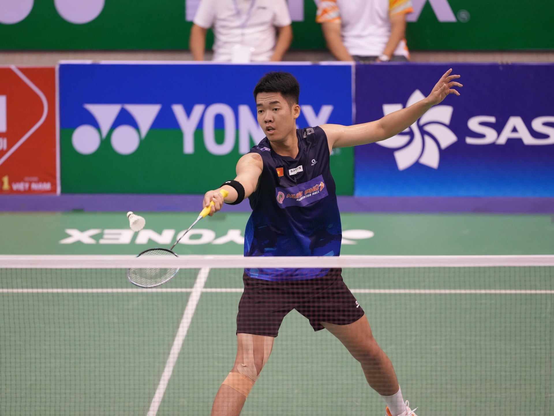 Lê Đức Phát, Nguyễn Thùy Linh tiến vào tứ kết giải cầu lông Việt Nam mở rộng - Ảnh 1. Lê Đức Phát, Nguyễn Thùy Linh tiến vào tứ kết giải cầu lông Việt Nam mở rộng - Ảnh 1.