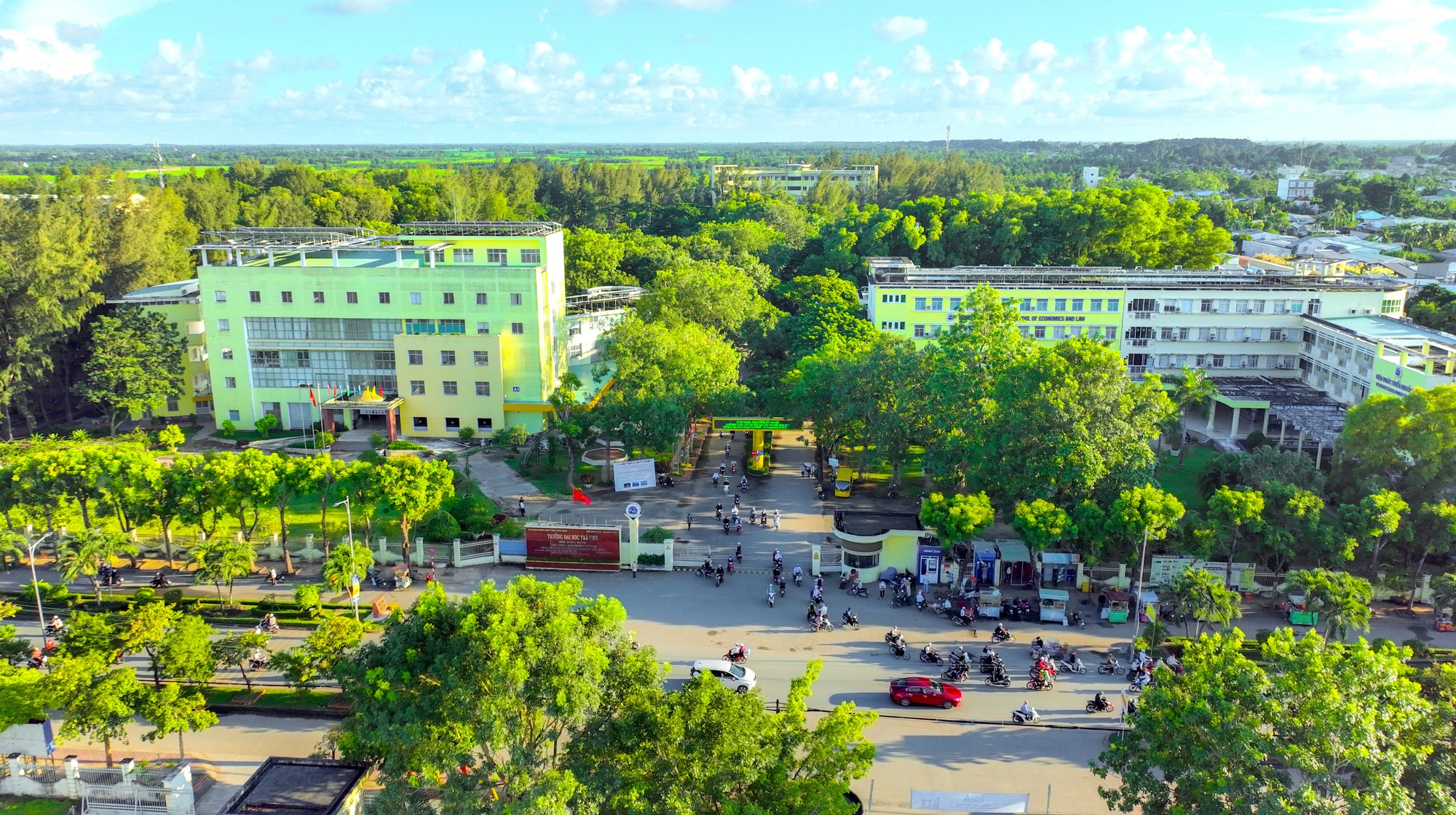 Một trường ĐH ở ĐBSCL thêm 4 chương trình đào tạo đạt chuẩn quốc tế - Ảnh 1. Một trường ĐH ở ĐBSCL thêm 4 chương trình đào tạo đạt chuẩn quốc tế - Ảnh 1.